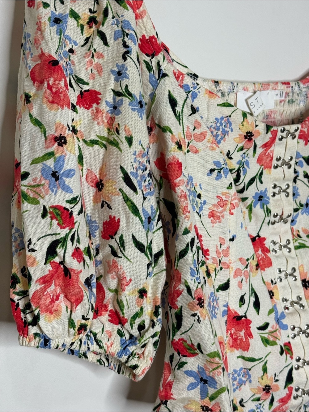 ASTR the Label Hook & Eye Square Neck Top - Picture 8 of 13